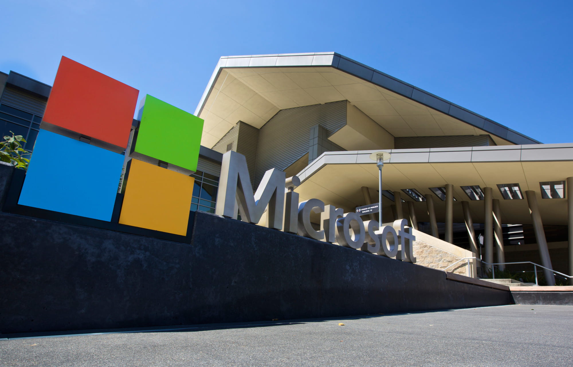 Faille critique sur Microsoft Exchange : 1 600 serveurs encore vulnérables en France